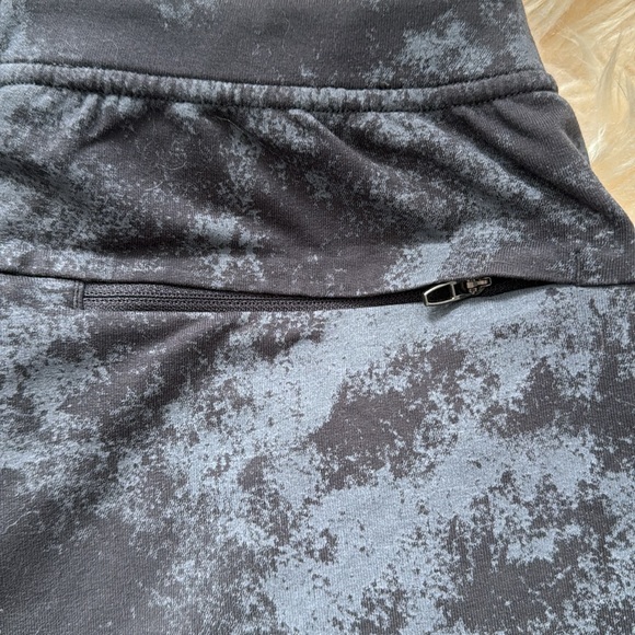 Lululemon joggers pants, size S - Picture 7 of 8